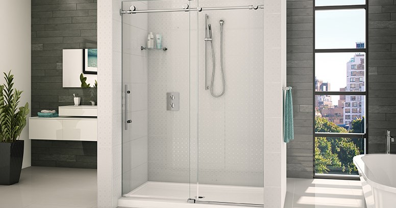 Shower with seamless frame